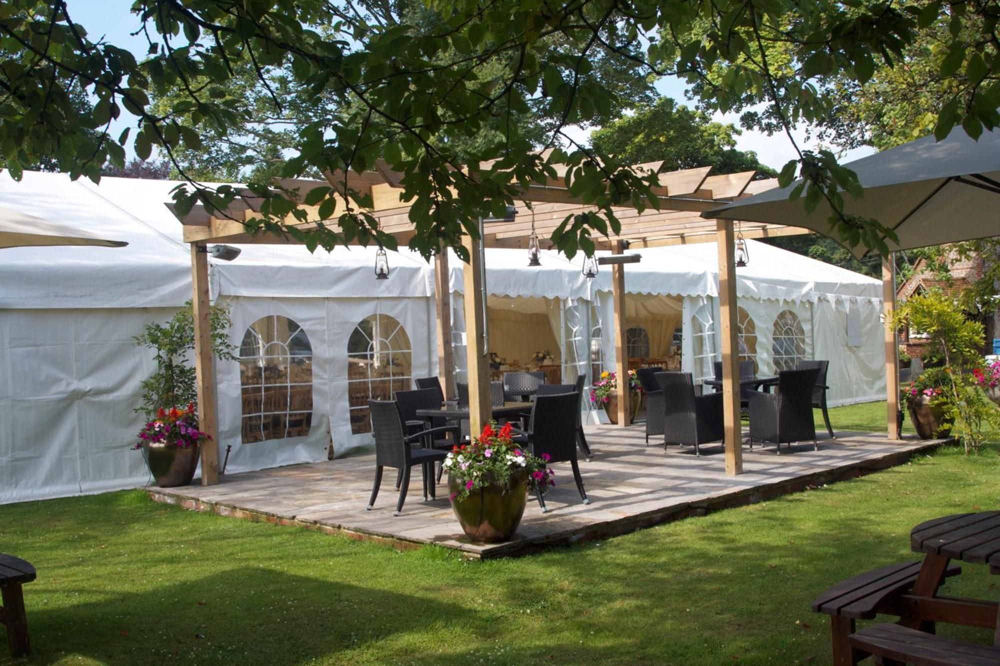 The Nags Head Hotel Грэйт-Миссенден Экстерьер фото