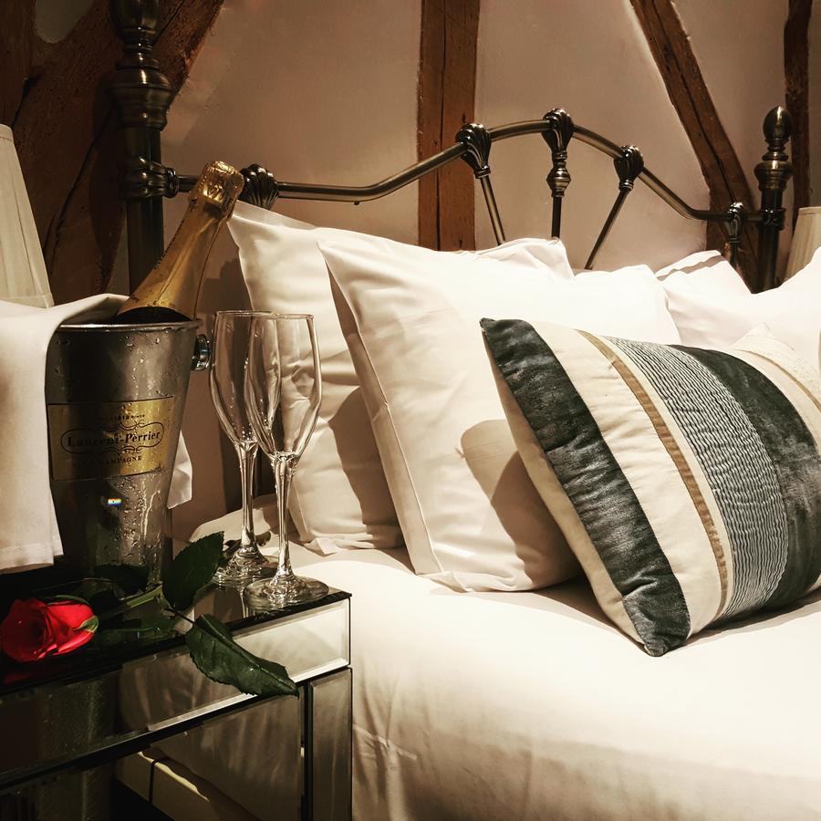 The Nags Head Hotel Грэйт-Миссенден Экстерьер фото